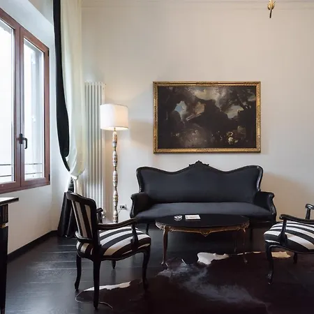 The Borgo Pinti Collection Apartment Florence